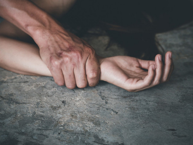 Предпринимателя из Днепропетровской области приговорили к 6 годам за изнасилование несовершеннолетней