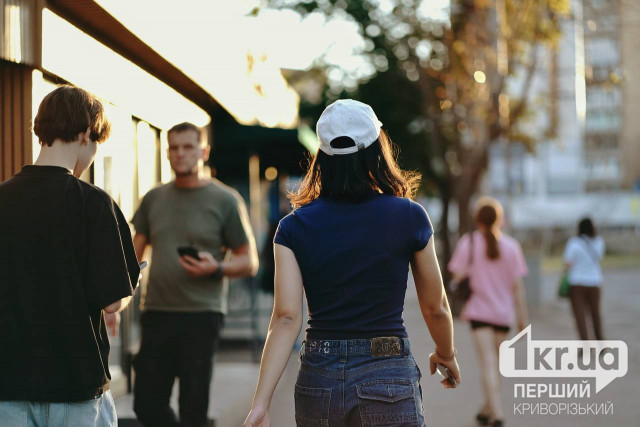 Сколько тысяч переселенцев проживает в Криворожском районе
