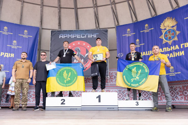 Криворожский нацгвардеец завоевал «золото» на турнире по армреслингу