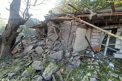 Троих детей достали из-под завалов дома в Днепропетровской области