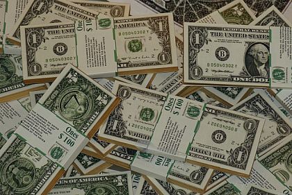 Євро та долар знов впали в ціні: курс валют у Кривому Розі 6 серпня