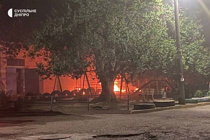 Постраждали четверо людей: уночі 7 серпня окупанти атакували Дніпро та Павлоград