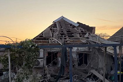 В Никополе женщина погибла под завалами дома от артиллерийского обстрела