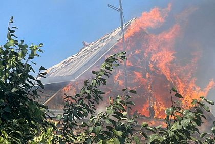 В Днепропетровской области от обстрелов пострадали два человека, сгорели дома