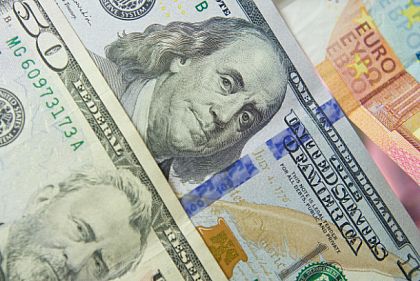 Долар та євро здешевшали: курс валют у Кривому Розі 11 серпня Долар та євро здешевшали: курс валют у Кривому Розі 11 серпня