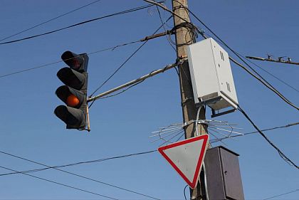 У Кривому Розі на світлофорах встановили системи безперебійного живлення