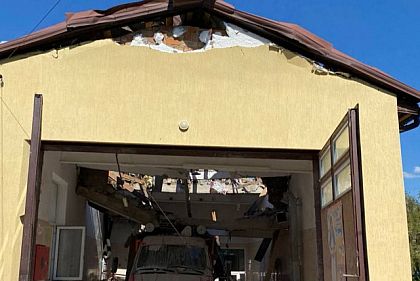 В Днепропетровской области от обстрелов пострадал спасатель, повреждены 12 домов