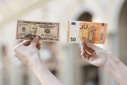 Евро, доллар и злотый упали в цене: курс валют в Кривом Роге 27 августа