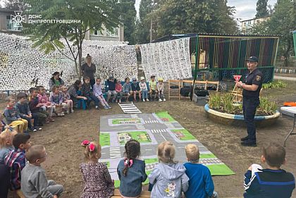 Спасатели обучали криворожан минной безопасности и действиям во время тревоги