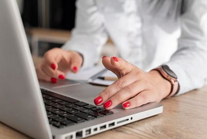 Дай в долг: криворожан предостерегают от мошенничества в сети