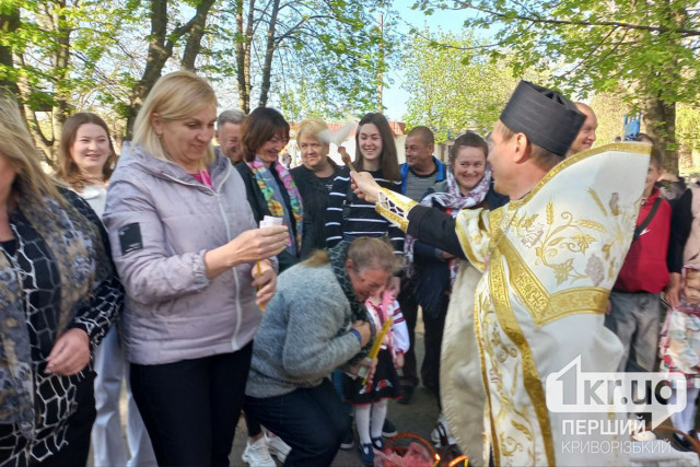 В селе Вильнэ громада ПЦУ впервые празднует Пасху после официального перехода прихода В селе Вильнэ громада ПЦУ впервые празднует Пасху после официального перехода прихода