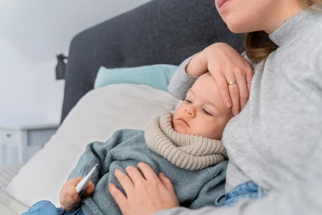 На Дніпропетровщині за тиждень понад половину хворих на ГРВІ становлять діти