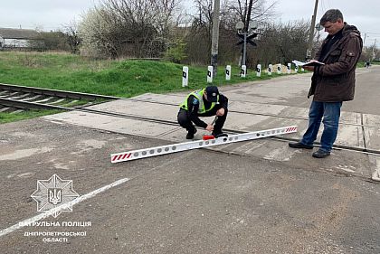 На Днепропетровщине продолжается весенний осмотр дорог: что проверяют