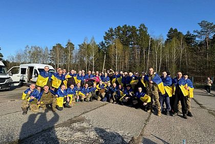 Накануне Пасхи 28 жителей Днепропетровщины вернулись из российского плена