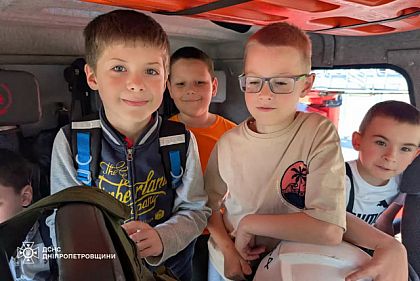 В Никопольском районе школьников познакомили с работой спасателей