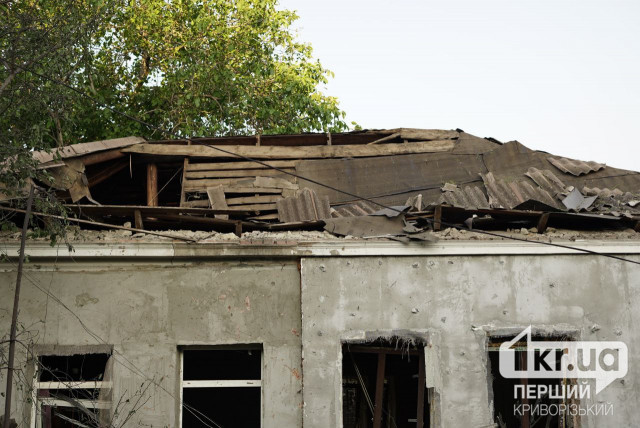 Последствия ночной атаки оккупантов на Кривой Рог 7 сентября — фото