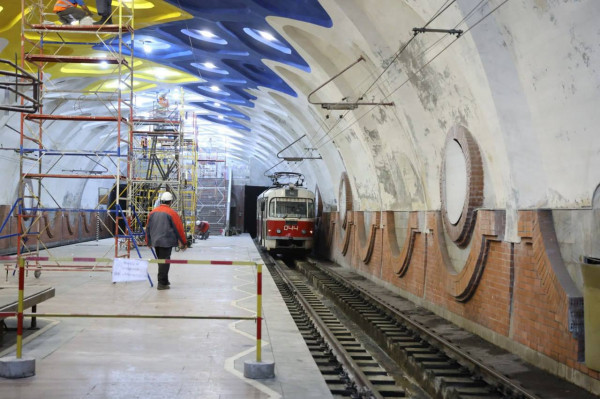 в Кривом Роге ремонтируют станцию ??скоростного скоростной трамвай