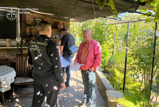 Посадовців з Дніпропетровщини підозрюють у розкраданні на закупівлі електроенергії