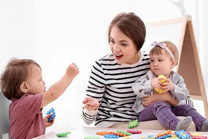 В Днепропетровской области переселенцы могут воспользоваться программой «Муниципальная няня»