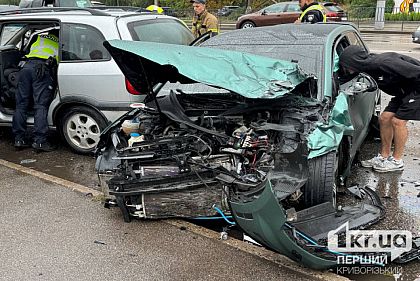 Пострадали люди: в Кривом Роге произошло ДТП