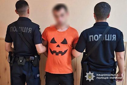 Бросал свертки с наркотиками через забор колонии: в Днепропетровской области задержали наркодилера