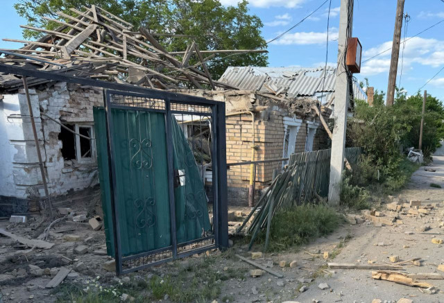 Повреждены предприятие и дома: армия РФ атаковала Никопольщину Повреждены предприятие и дома: армия РФ атаковала Никопольщину