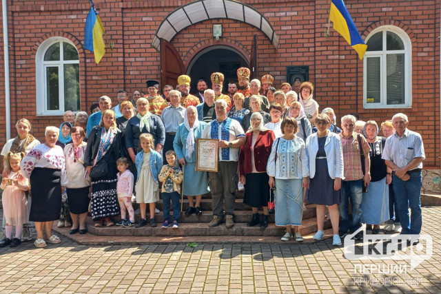 «Слава Богу, все стало на свої місця»: у Вільному провели першу літургію українською мовою «Слава Богу, все стало на свої місця»: у Вільному провели першу літургію українською мовою