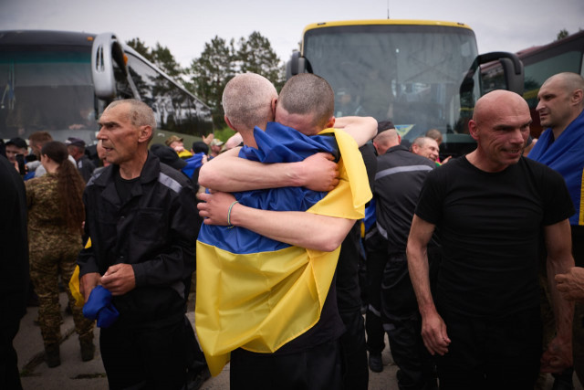 Впервые освободили из плена бойцов частей, которых Россия ранее не согласовывала на обмен Впервые освободили из плена бойцов частей, которых Россия ранее не согласовывала на обмен