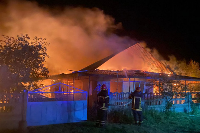 Через атаку окупантів у ніч на 27 травня на Дніпропетровщині постраждали двоє чоловіків Через атаку окупантів у ніч на 27 травня на Дніпропетровщині постраждали двоє чоловіків