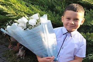 Криворіжців просять долучитися до збору на лікування 7-річного хлопчика