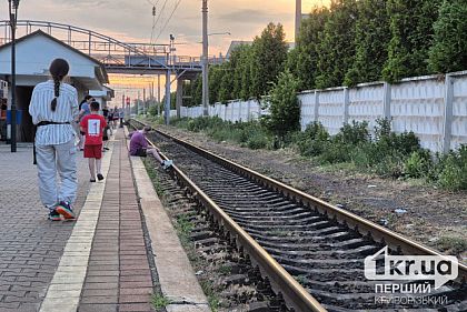 Ремонт платформ и освещения: как на Приднепровской железной дороге предотвращают непроизводственный травматизм