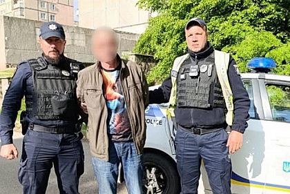 В Кривом Роге патрульные за 20 минут задержали грабителя