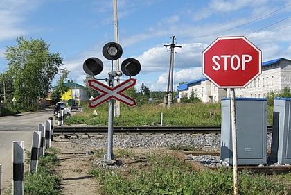На железнодорожных переездах Украины в этом году произошло 14 ДТП: сколько на Днепропетровщине