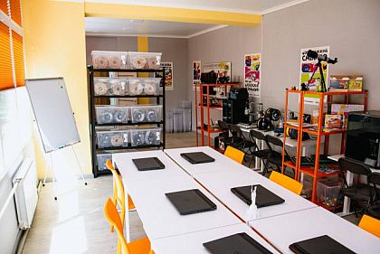 На Криворожье открыли современную лабораторию для молодежи