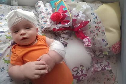 Криворожан просят присоединиться к сбору на лечение и реабилитацию ребенка