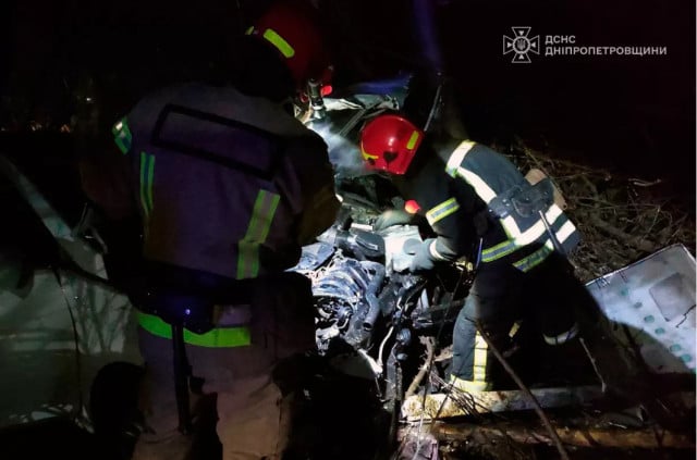 Не впорався з керуванням та з’їхав у кювет: на Дніпропетровщині сталася аварія