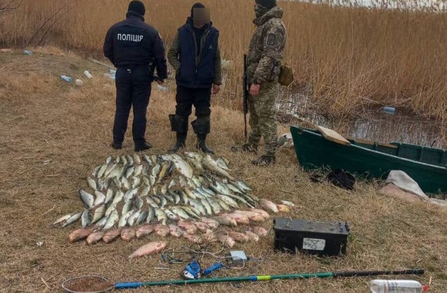 Криворожан предупреждают об уголовной ответственности за использование электронных удочек