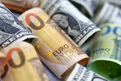 НБУ установил курс валют на 30 января в Кривом Роге: доллар и евро подешевели