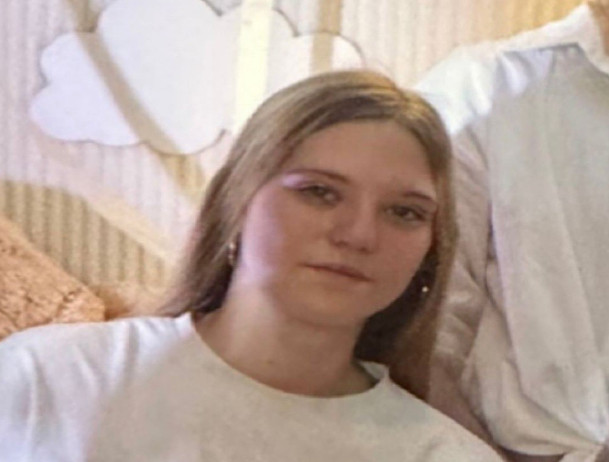 Полиция Кривого Рога разыскивает 15-летнюю Дарью Диброву