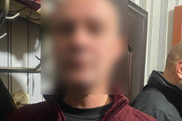 На Дніпропетровщині чоловік викрав телефон з рук жінки