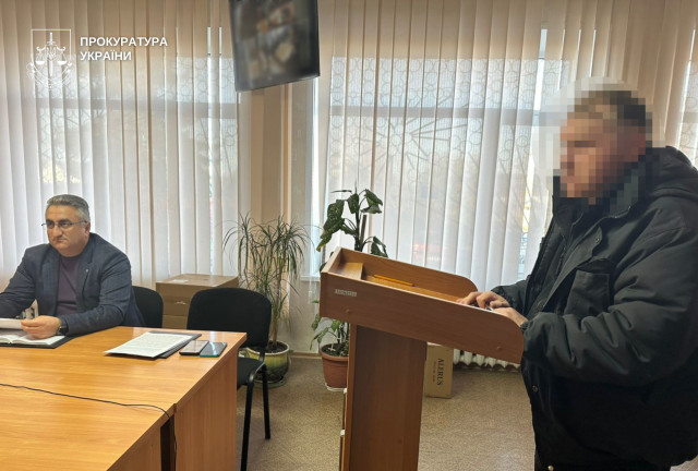 Жителя Днепропетровской области подозревают в развращении несовершеннолетней