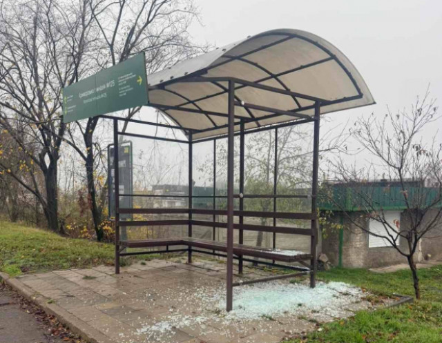 В Кривом Роге разбили еще одну остановку общественного транспорта
