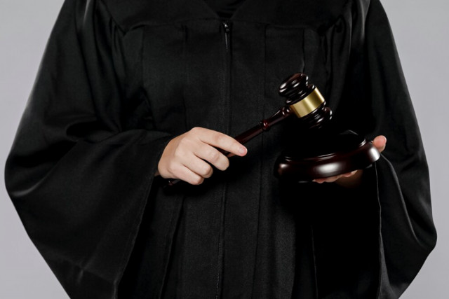 Масштабная коррупционная схема в сфере энергетики: двум чиновникам применили меры пресечения