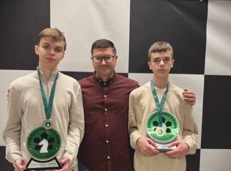 Криворожане стали победителями всеукраинского турнира по быстрым шахматам