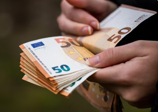 Евро стоит почти 49 гривен: курс валют в Кривом Роге 26 ноября