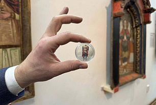 Нацбанк випустив пам`ятну монету «Архангел Михаїл» зі срібла