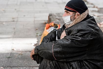 Куда криворожанам обращаться, если заметили бездомного человека