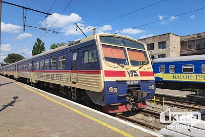 Через обстріли на Дніпропетровщині скасували кілька електричок