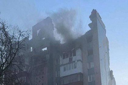 Уничтожены верхние этажи: оккупанты попали по жилому дому в Тернополе