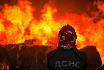 Через ворожу атаку по Дніпропетровщині горіла ферма та загинула свійська худоба